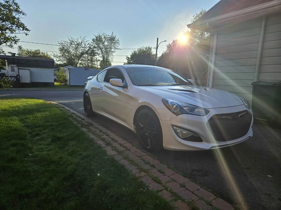2016 Hyundai Genesis Coupe - Image 2 of 6