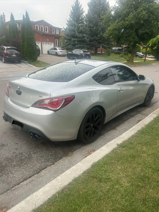 2016 Hyundai Genesis Coupe - Image 4 of 7