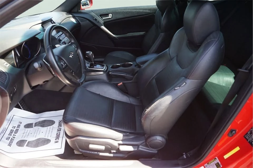 2016 Hyundai Genesis Coupe - Image 9 of 20