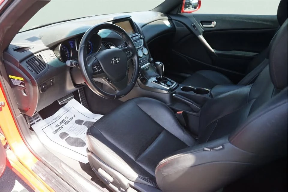 2016 Hyundai Genesis Coupe - Image 8 of 20