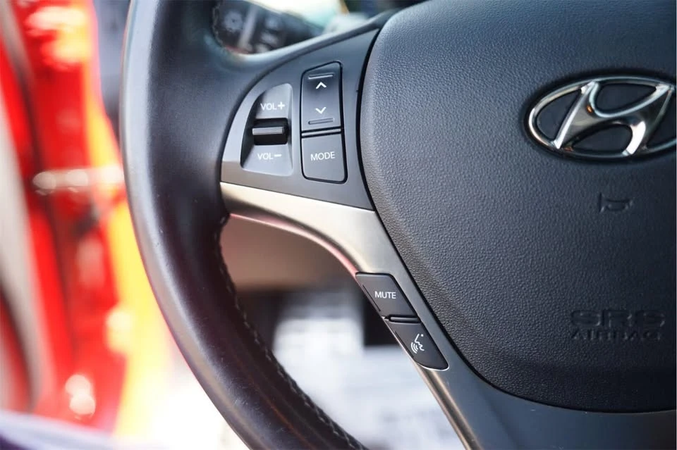2016 Hyundai Genesis Coupe - Image 18 of 20