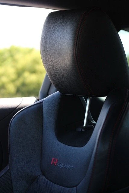 2016 Hyundai Genesis Coupe - Image 12 of 13