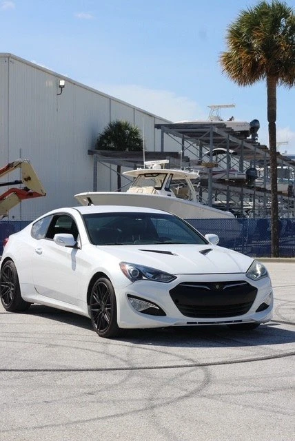2016 Hyundai Genesis Coupe - Image 3 of 13