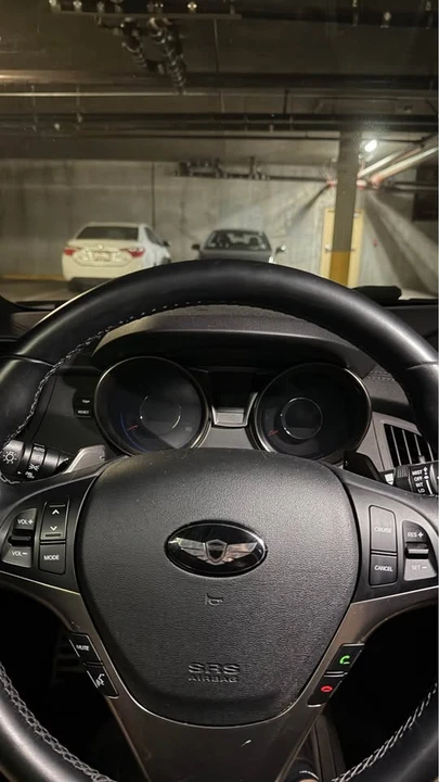 2016 Hyundai Genesis Coupe - Image 12 of 15