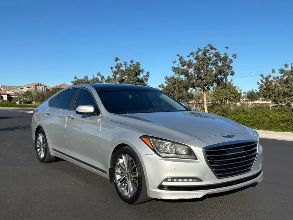 2016 Hyundai Genesis - Image 4 of 20