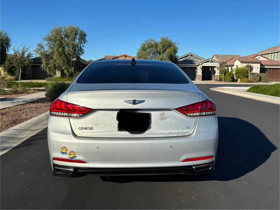 2016 Hyundai Genesis - Image 6 of 20