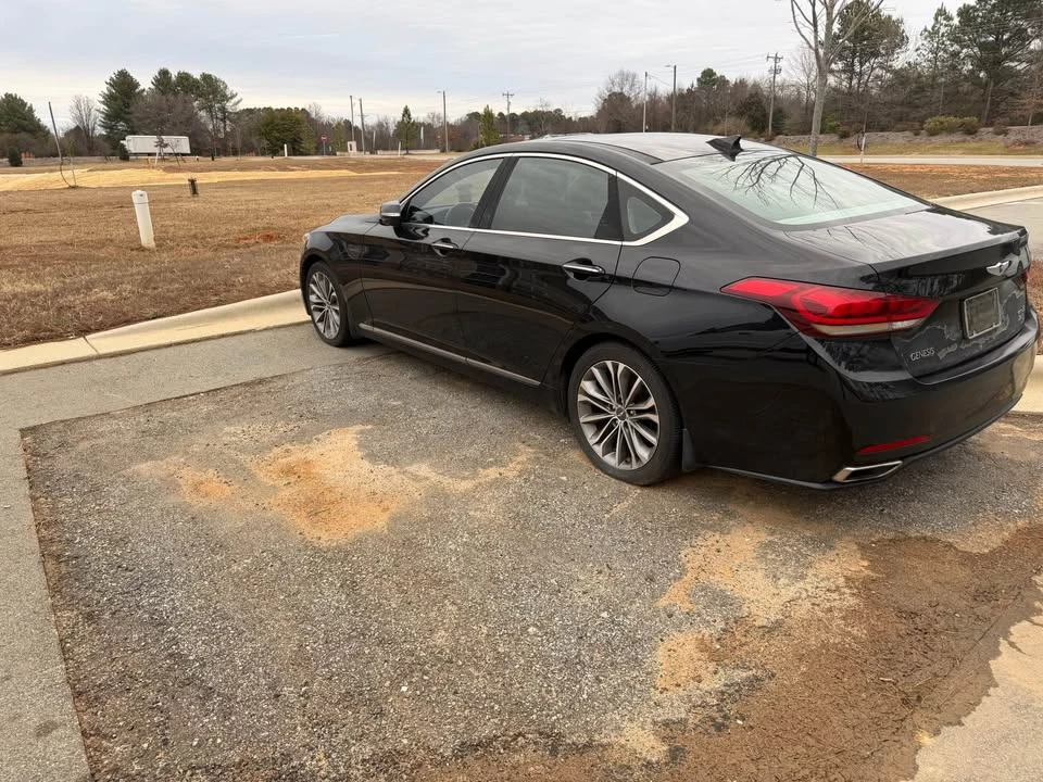 2016 Hyundai Genesis - Image 3 of 5