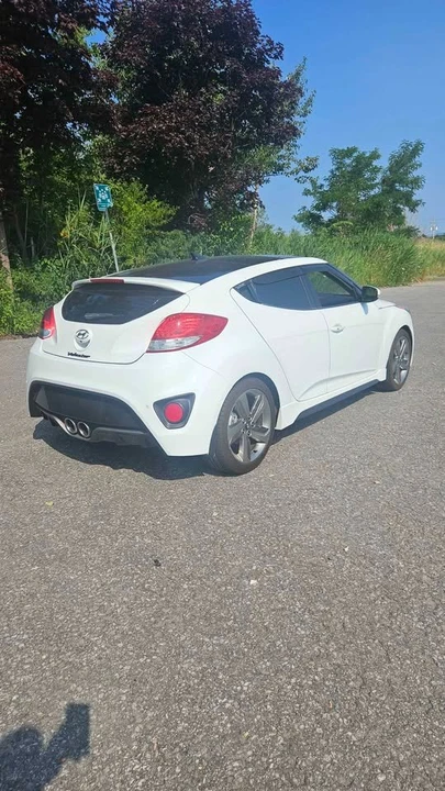 2016 Hyundai Veloster - Image 6 of 15