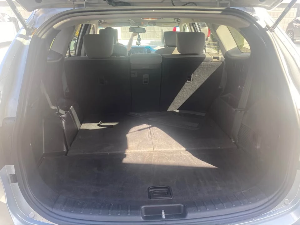 2016 Hyundai Santa Fe - Image 3 of 10