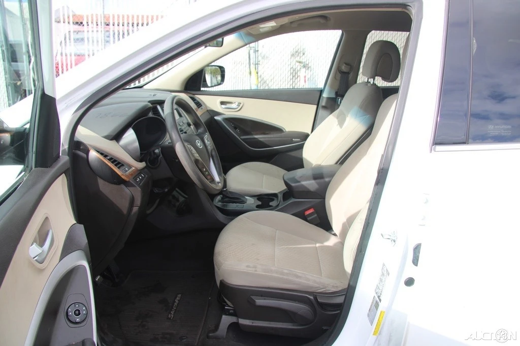 2016 Hyundai Santa Fe - Image 12 of 21