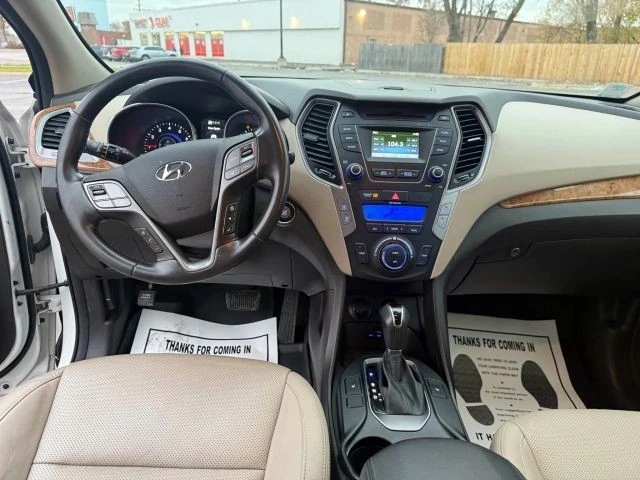 2016 Hyundai Santa Fe - Image 11 of 19