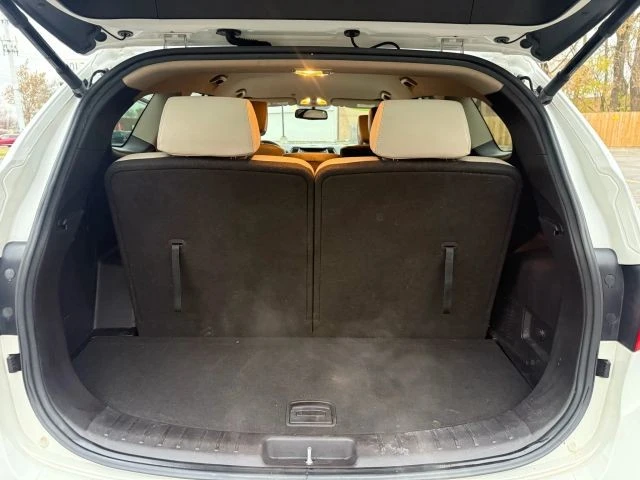 2016 Hyundai Santa Fe - Image 19 of 19