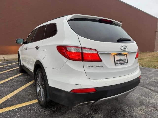 2016 Hyundai Santa Fe - Image 7 of 19