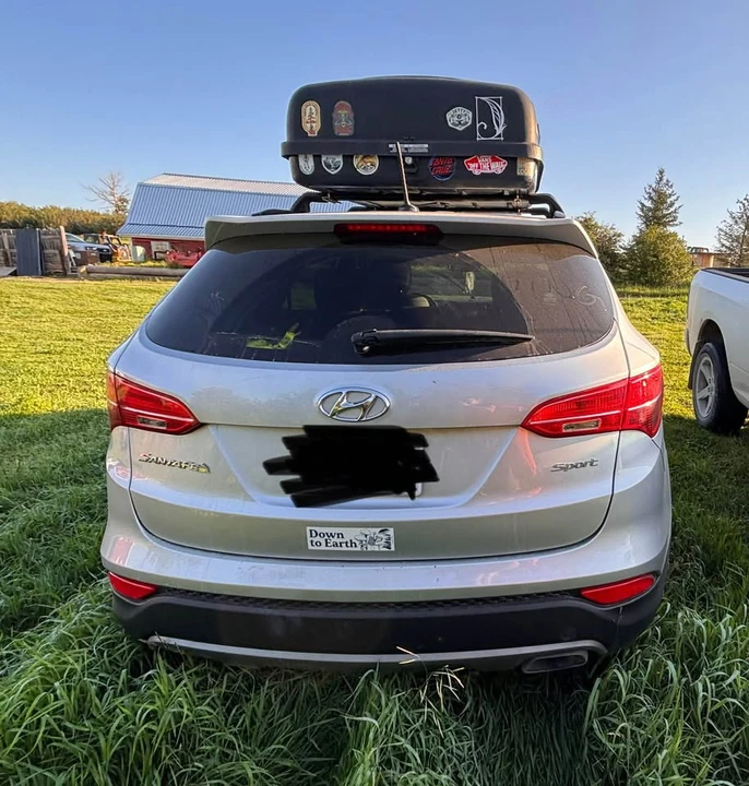 2016 Hyundai Santa Fe - Image 6 of 6