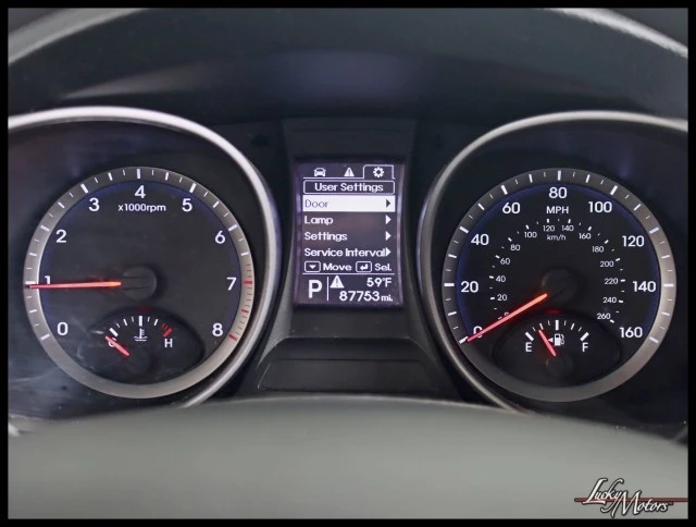2016 Hyundai Santa Fe - Image 14 of 28