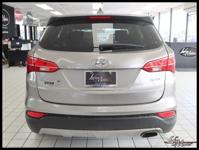 2016 Hyundai Santa Fe - Image 11 of 28