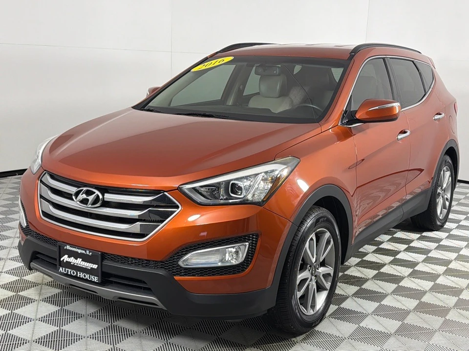 2016 Hyundai Santa Fe - Image 10 of 21