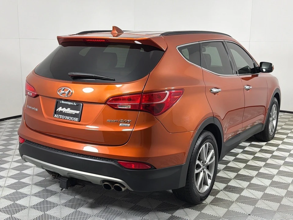 2016 Hyundai Santa Fe - Image 5 of 21