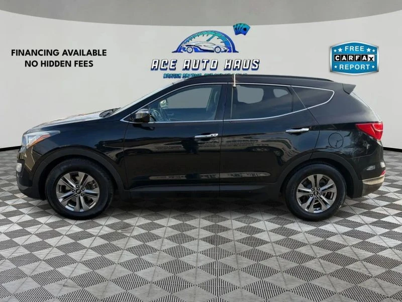 2016 Hyundai Santa Fe - Image 4 of 12