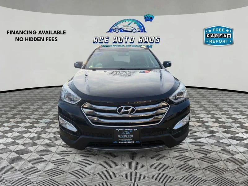 2016 Hyundai Santa Fe - Image 2 of 12