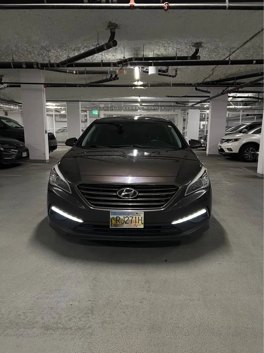 2016 Hyundai Sonata - Image 2 of 15