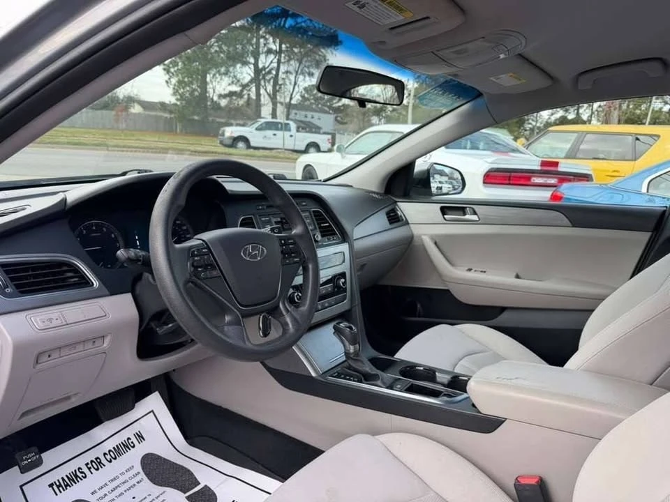 2016 Hyundai Sonata - Image 15 of 20