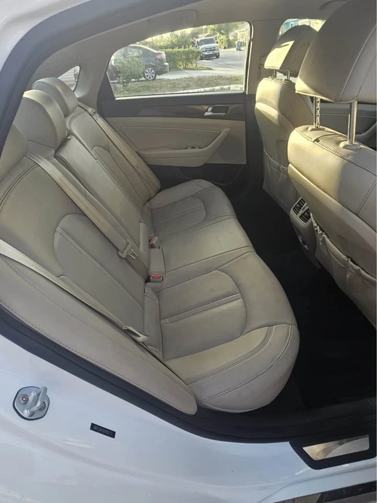 2016 Hyundai Sonata - Image 4 of 5