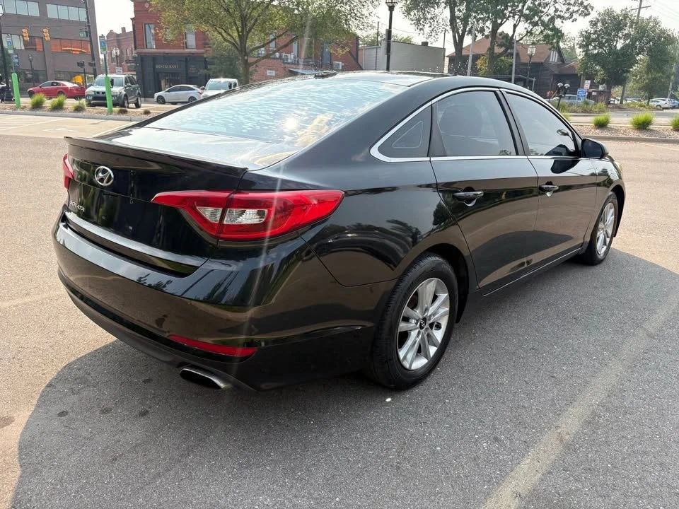 2016 Hyundai Sonata - Image 11 of 20