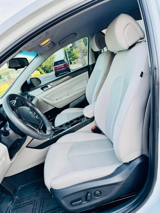 2016 Hyundai Sonata - Image 11 of 18