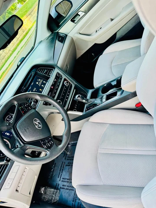 2016 Hyundai Sonata - Image 8 of 18