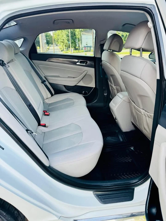 2016 Hyundai Sonata - Image 18 of 18