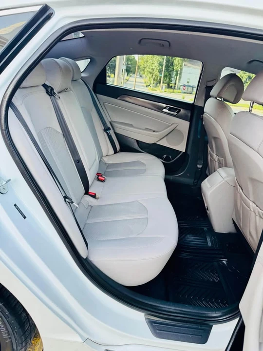2016 Hyundai Sonata - Image 15 of 18