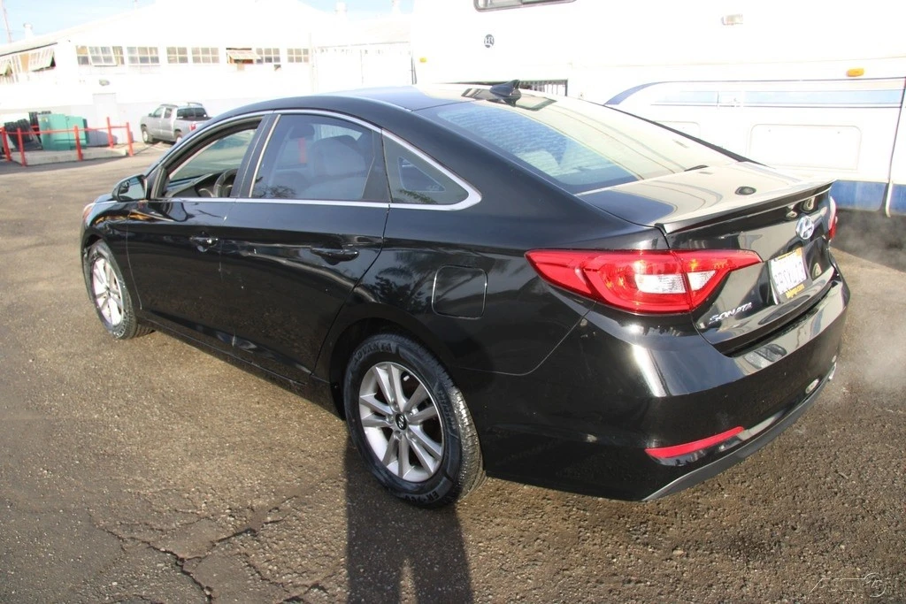 2016 Hyundai Sonata - Image 4 of 21