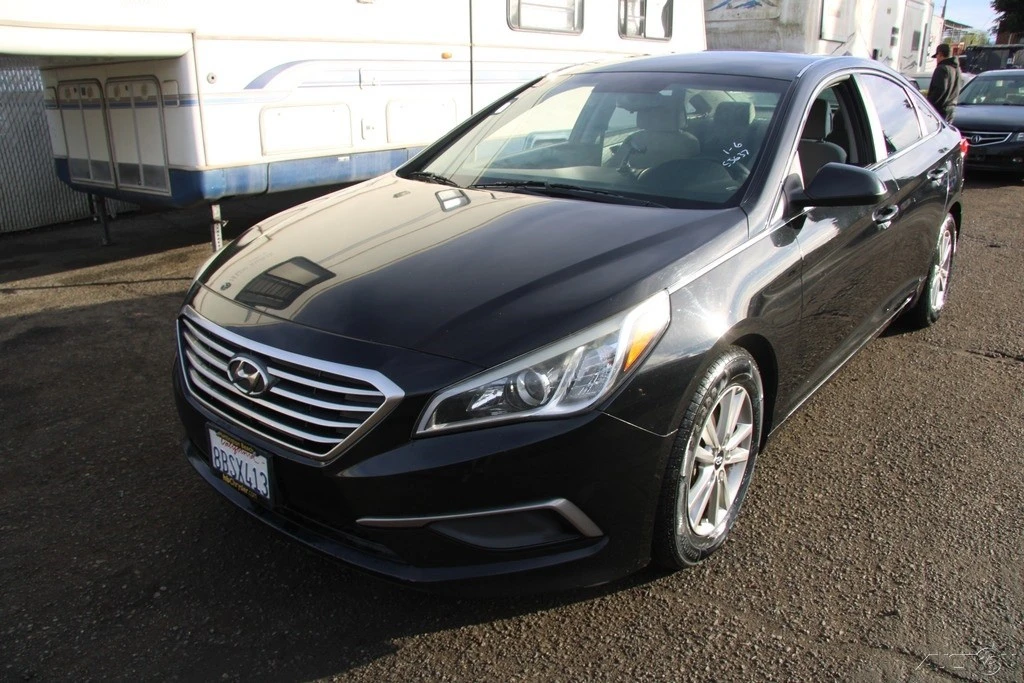 2016 Hyundai Sonata - Image 2 of 21