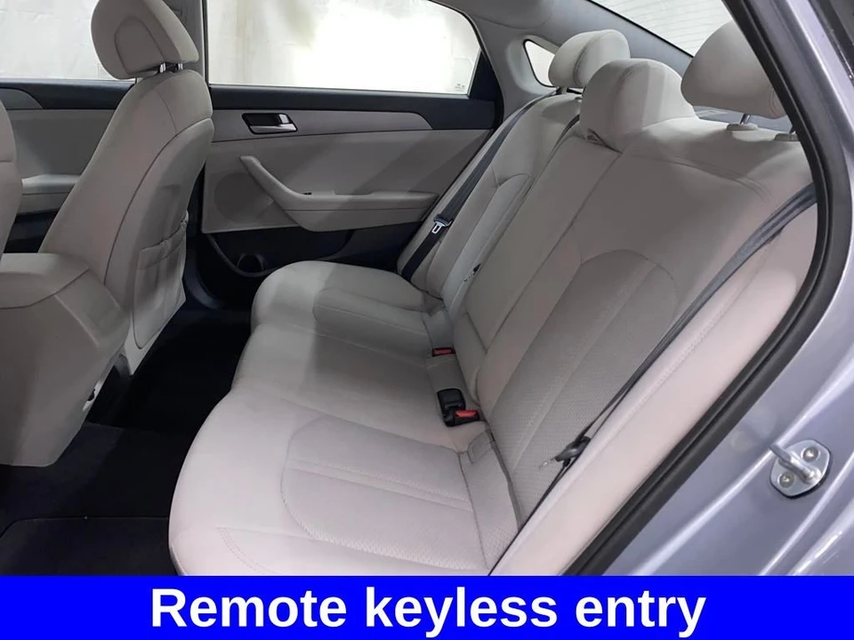 2016 Hyundai Sonata - Image 9 of 12
