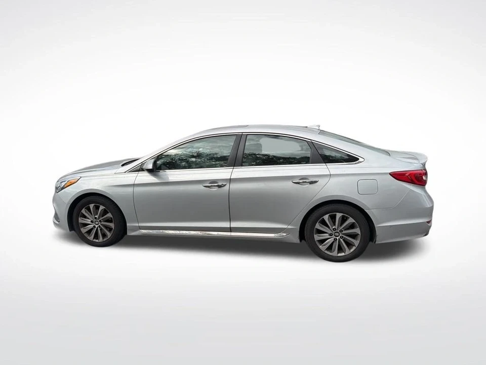 2016 Hyundai Sonata - Image 9 of 12