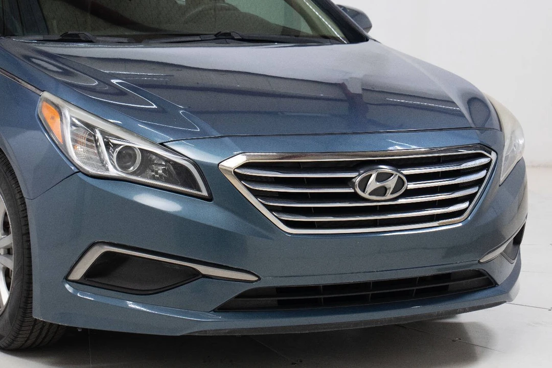 2016 Hyundai Sonata - Image 9 of 12