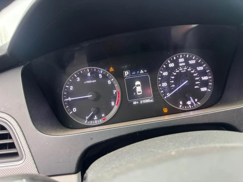 2016 Hyundai Sonata - Image 7 of 9