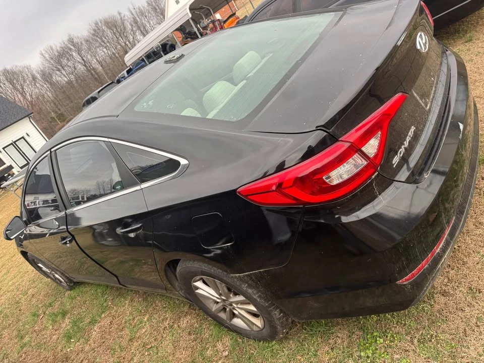 2016 Hyundai Sonata - Image 8 of 9