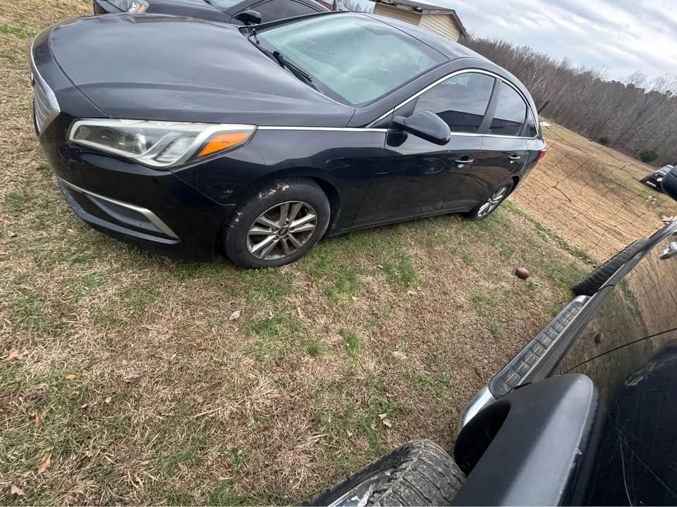 2016 Hyundai Sonata - Image 2 of 9