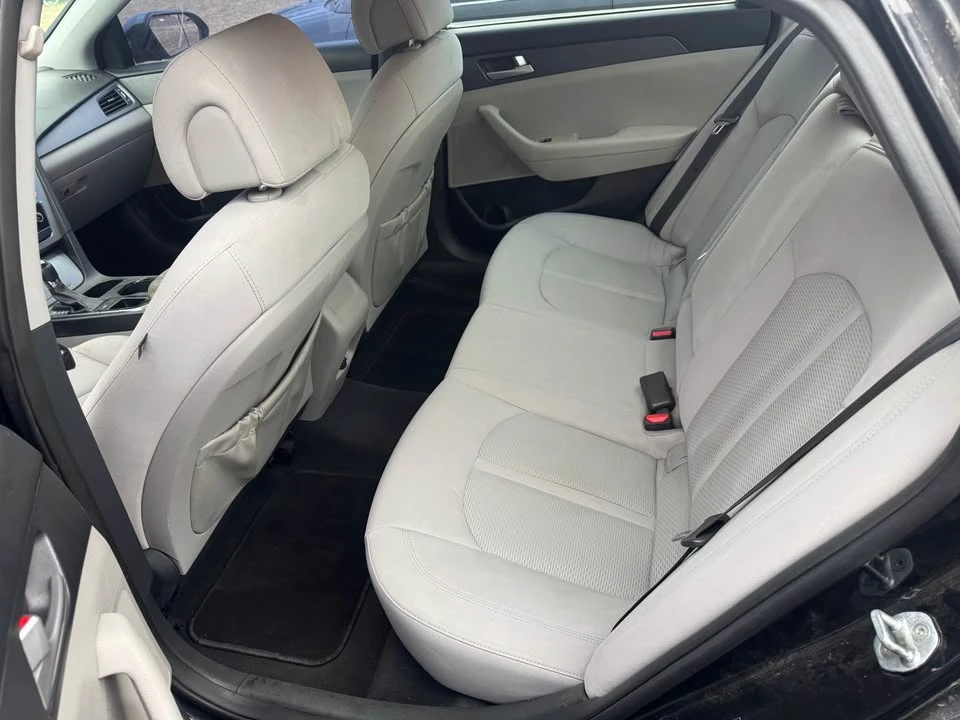 2016 Hyundai Sonata - Image 6 of 9