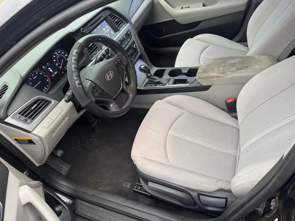 2016 Hyundai Sonata - Image 5 of 9