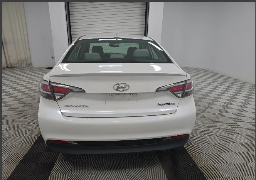 2016 Hyundai Sonata - Image 4 of 21