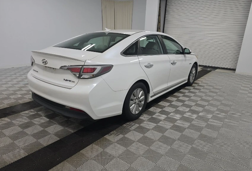 2016 Hyundai Sonata - Image 5 of 21