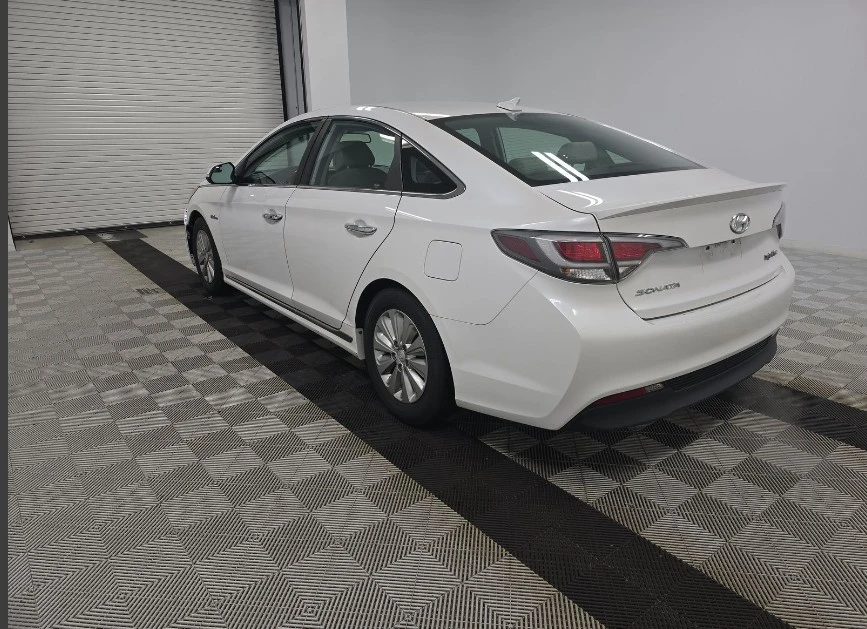 2016 Hyundai Sonata - Image 6 of 21