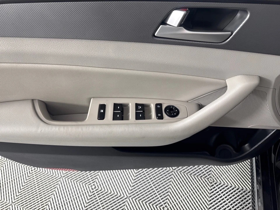2016 Hyundai Sonata - Image 12 of 12