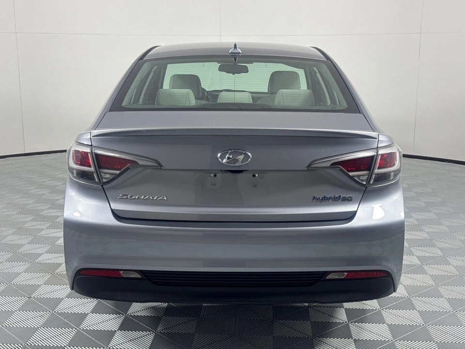 2016 Hyundai Sonata - Image 6 of 12
