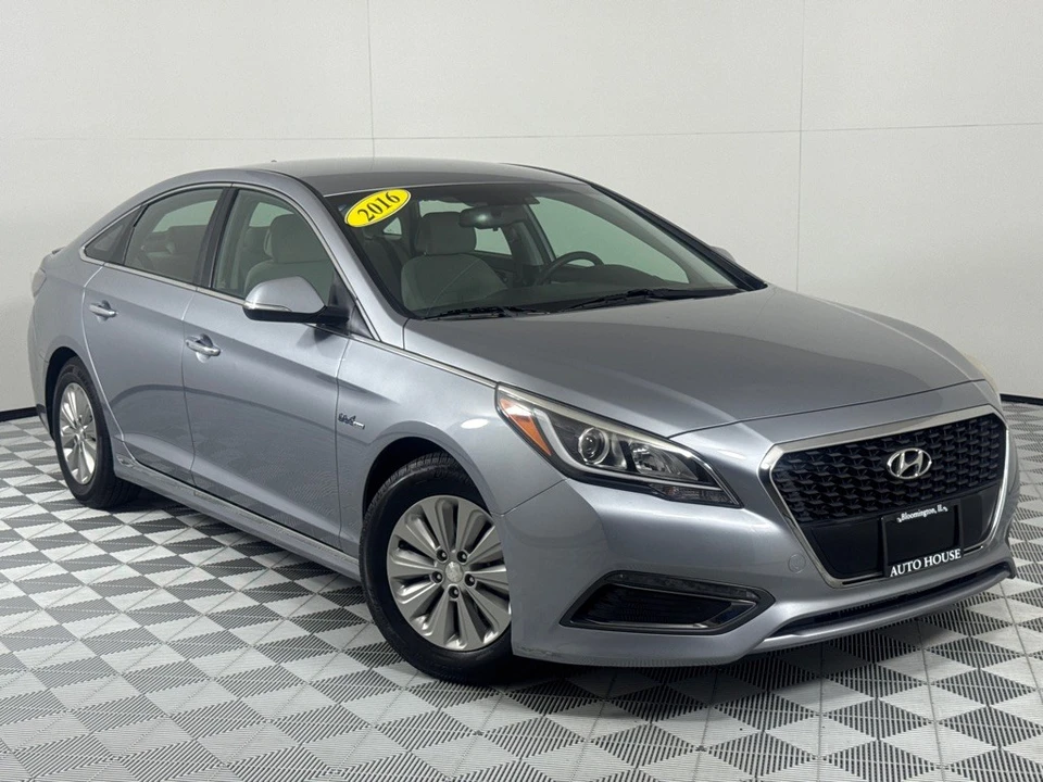 2016 Hyundai Sonata - Image 2 of 21