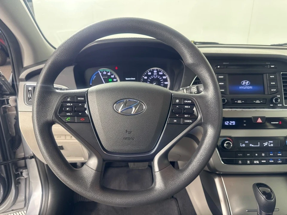 2016 Hyundai Sonata - Image 17 of 21