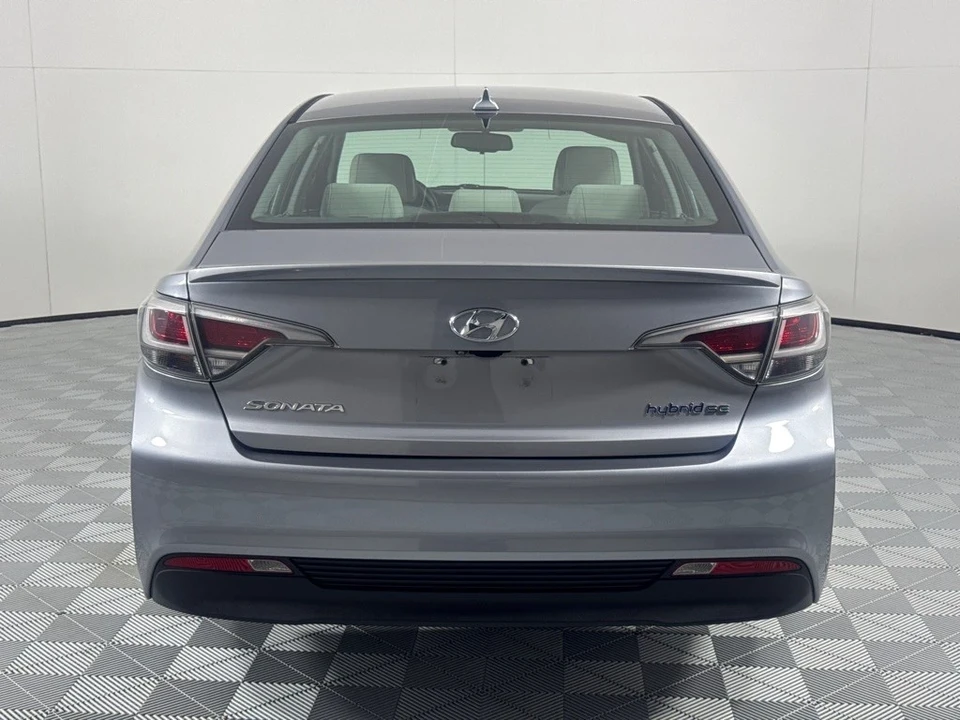2016 Hyundai Sonata - Image 6 of 21